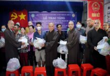 Ban Văn hóa GHPGVN TP Hồ Chí Minh trao tặng 1.500 suất quà đến các hộ nghèo tại tỉnh Cà Mau