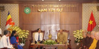 Lãnh đạo TP. Hồ Chí Minh thăm, khánh chúc Đức Pháp chủ Giáo hội Phật giáo Việt Nam