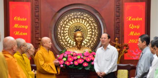 Ban Trị sự Phật giáo TP.HCM thăm, chúc Tết lãnh đạo Thành ủy TP.HCM và các cơ quan chức năng TP