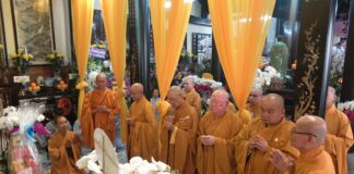 Quận 6: Chư tôn đức Văn phòng BTS Phật giáo Tp.Hồ Chí Minh viếng tang lễ Thượng tọa Thích An Thông