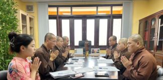 Ban Thông tin Truyền thông GHPGVN TP.HCM thảo luận công tác chuẩn bị cho Đại lễ Phật đản, tập huấn