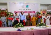 Quận 3: Triển lãm tranh chủ đề Phật giáo với hòa bình