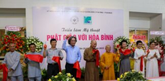 Quận 3: Triển lãm tranh chủ đề Phật giáo với hòa bình