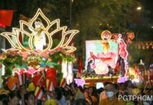 TRỰC TIẾP: Lễ diễu hành xe hoa Đại lễ Phật đản Phật lịch 2567, tưởng niệm 60 năm Bồ tát Thích Quảng Đức “vị pháp thiêu thân”