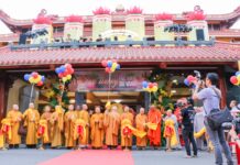 Triển lãm văn hóa “Lửa thiêng rực sáng sử vàng”