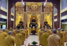 Chư Tăng Quận Tân Phú tổ chức bố-tát, tụng giới