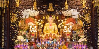 Phú Nhuận: Ban Trị sự Phật giáo quận thăm & cúng dường các trường hạ