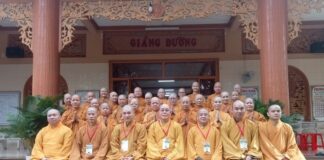 Tân Bình: Một ngày tu học của chư Ni hệ phái Khất sĩ tại trường hạ tịnh xá Ngọc Phú