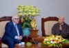 Hòa thượng Thích Lệ Trang tiếp ông Jean-Christophe Peaucelle và phái đoàn ngoại giao Cộng hòa Pháp