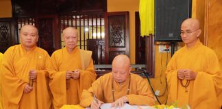 TP.Thủ Đức: Ban trị sự Phật giáo TP.HCM viếng tang Ni Trưởng Thích nữ Tịnh Giới