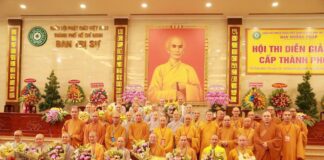 Trao giải hội thi diễn giảng cấp thành phố Khóa An cư kiết hạ Phật lịch 2567