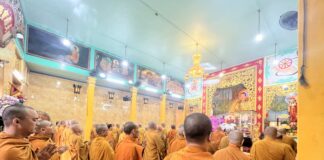 Quận 6: Lễ Tự tứ kết thúc khóa An cư kiết hạ ở chùa Tùng Lâm