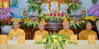 Quận 3: Lễ dâng y tại chùa Hải Tuệ