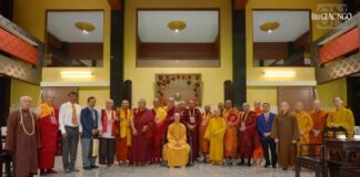 Phái đoàn đại biểu các nước tham dự Hội nghị Ban Thư ký ABCP vấn an Đức Pháp chủ GHPGVN