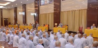 Hơn 200 giới tử Đại giới đàn Bửu Huệ tham gia kỳ thi khảo hạch, tụng luật & thi viết