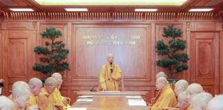 Chư Trưởng lão Ban Thường trực Hội đồng Chứng minh GHPGVN họp chuẩn bị cho Đại nghị lần thứ nhất