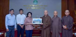 Lãnh đạo Quận 1 và Ban Trị sự GHPGVN TP.HCM thống nhất về việc di dời tượng đài Quách Thị Trang