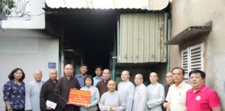 Quận 8: Phật giáo Quận hỗ trợ gia đình nạn nhân trong vụ hỏa hạn ngày 21/11/2023