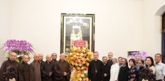 Ban Trị sự GHPGVN TP chúc mừng Giáng sinh 2023 tại tòa Tổng Giám Mục Sài Gòn