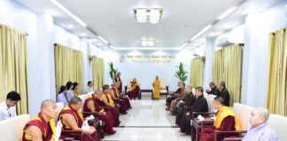 Bình Chánh: Phái đoàn Phật giáo Tây Tạng thăm học viện PGVN tại TP.HCM