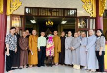 Ban Tôn giáo TP.HCM chúc Tết đến Tăng Ni, Phật tử Q.8 và H.Hóc Môn