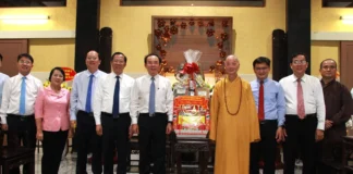 Lãnh đạo TPHCM thăm, chúc tết Đức Pháp Chủ Giáo hội Phật giáo Việt Nam