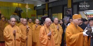 Đức Pháp chủ quang lâm chùa Phật Học Xá Lợi tưởng niệm, tiễn Trưởng lão Hòa thượng Thích Hiển Tu