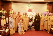Ban Trị sự GHPGVN TP.Thủ Đức chúc Tết Hòa thượng Trưởng Ban Trị sự GHPGVN TP.Hồ Chí Minh Thích Lệ Trang