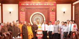 Ban Trị sự GHPGVN TP thăm và chúc tết Thường trực Thành ủy TPHCM