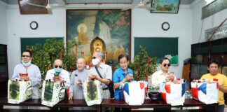 Bình Thạnh: Chùa Phước Viên trao tặng 80 phần quà chùa phước viên tặng cho người khiếm thị quận Bình Thạnh