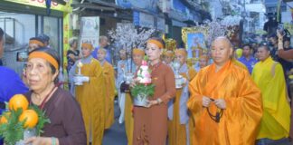 Quận 4: Lễ truy niệm, phụng tống kim quan Ni trưởng Thích nữ Tâm Hoa đến nơi trà-tỳ