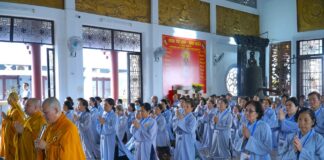 Quận 3: Khóa tu “Một ngày an lạc” tại thiền viện Quảng Đức