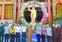 Lãnh đạo Ủy ban MTTQVN TP.HCM, Quận ủy Q.1 chúc mừng Phật đản Ban Trị sự Phật giáo Q.1