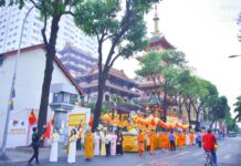 Quận 4: Cung rước kiệu Đức Phật đản sinh và tổ chức Đại lễ Phật đản Phật lịch 2568