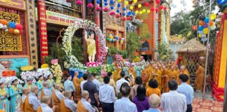 Quận 1: Trang nghiêm đại lễ Phật đản tại Tổ đình Vạn Thọ