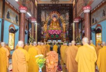 Quận 1: Chư Tăng Bố tát, thính giới chung tại Tổ đình Vạn Thọ