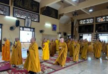 Quận 11: Lễ Bố tát, thính giới kỳ 3 trong mùa An cư Kiết hạ Phật lịch 2568