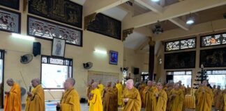 Quận 11: Lễ Bố tát, thính giới kỳ 3 trong mùa An cư Kiết hạ Phật lịch 2568