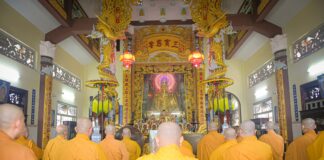 Củ Chi: Trang nghiêm lễ Bố tát, tụng giới tại chùa Pháp Thành