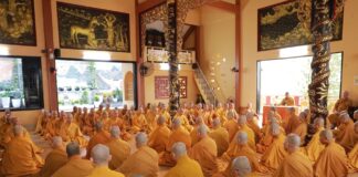 Quận 3: Chư Tăng Ni Bố tát và sinh hoạt chung tại chùa Hưng Phước