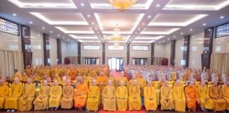 Ban Hoằng pháp, Ban Kinh tế – Tài chính TƯ thăm và sách tấn chư hành giả an cư tại TP.HCM.