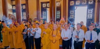 Tưởng niệm chư vị anh linh các anh hùng liệt sĩ tại Đền Bến Dược – Huyện Củ Chi