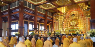 Lễ Bố tát – tụng giới tại Việt Nam Quốc tự