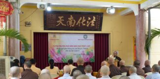 Quận 8: Tuyên truyền, phổ biến pháp luật về An toàn giao thông cho Tăng Ni và Phật tử