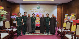 Bộ Tư lệnh Thành phố chúc Tết Ban Trị sự GHPGVN TP.HCM