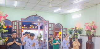 Huyện Củ Chi: Đêm hoa đăng vía Quán Thế Âm và Kỷ niệm 10 năm thành lập chùa Hạnh Đức