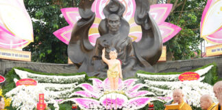 Quận 3: Đại lễ Phật đản hòa quyện tinh thần Đạo pháp và Dân tộc