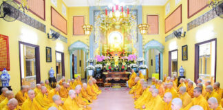 Quận 10: Trang nghiêm tổ chức Lễ Đối Thú An Cư Kiết Hạ PL.2569