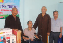 Quận 8: Trao tặng Nhà Tình Thương tại Phường 15