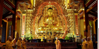 Trang nghiêm lễ thỉnh chuông – trống Bát Nhã cầu nguyện Quốc thái Dân an